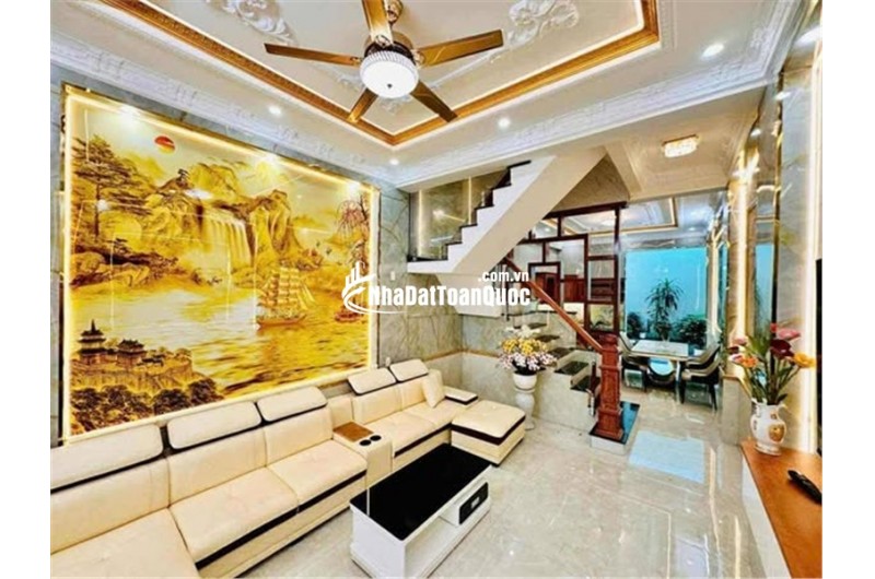 Nhà Phan Đăng Lưu, Quận Phú Nhuận – 66m² – Vị trí đắc địa – Giá 13.5 tỷ